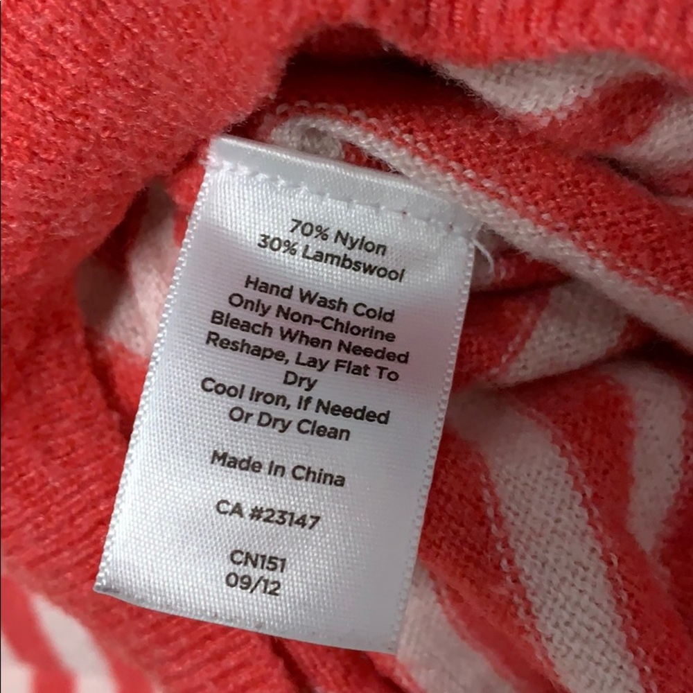 TALBOTS SWEATER - Picture 7 of 7